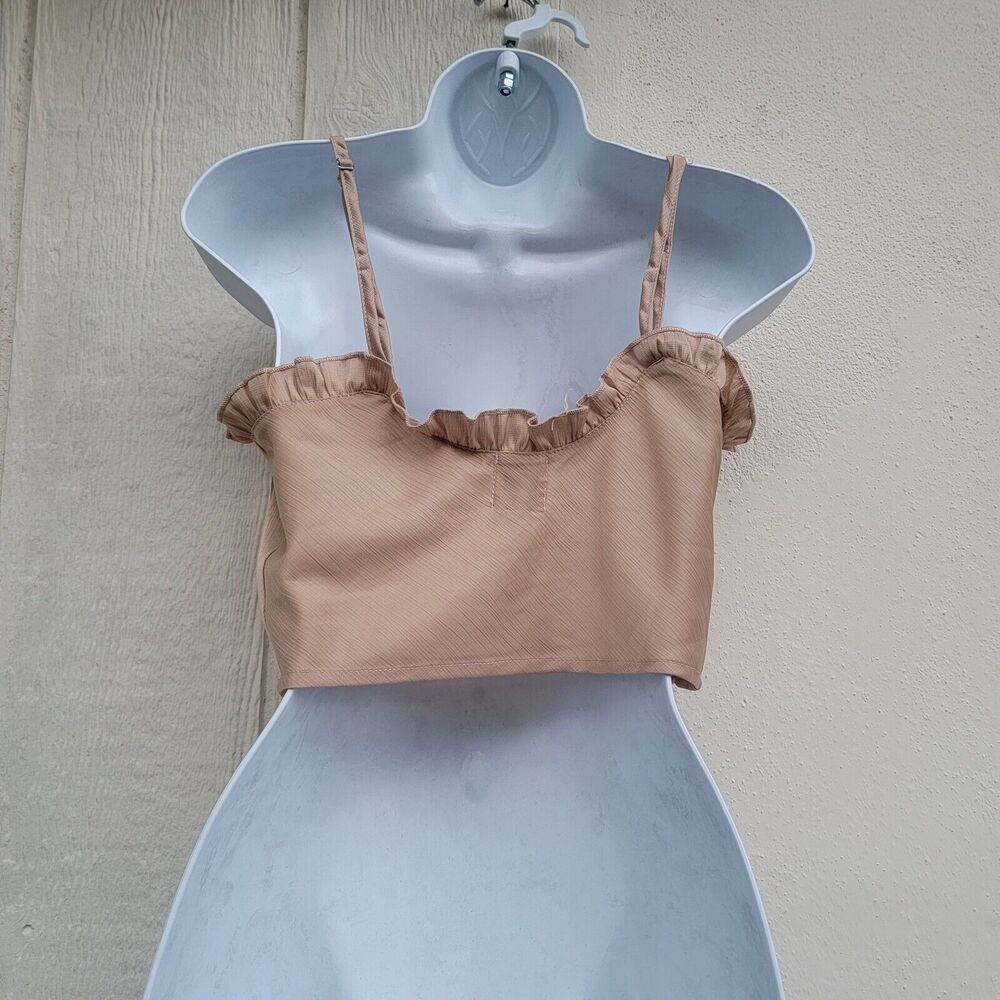 Princess Polly nude ruffled spaghetti strap cropped tank wmns sz 0 - Picture 2 of 4